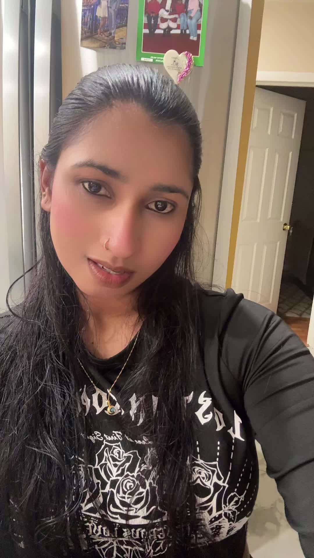 @Priya ✨🧿