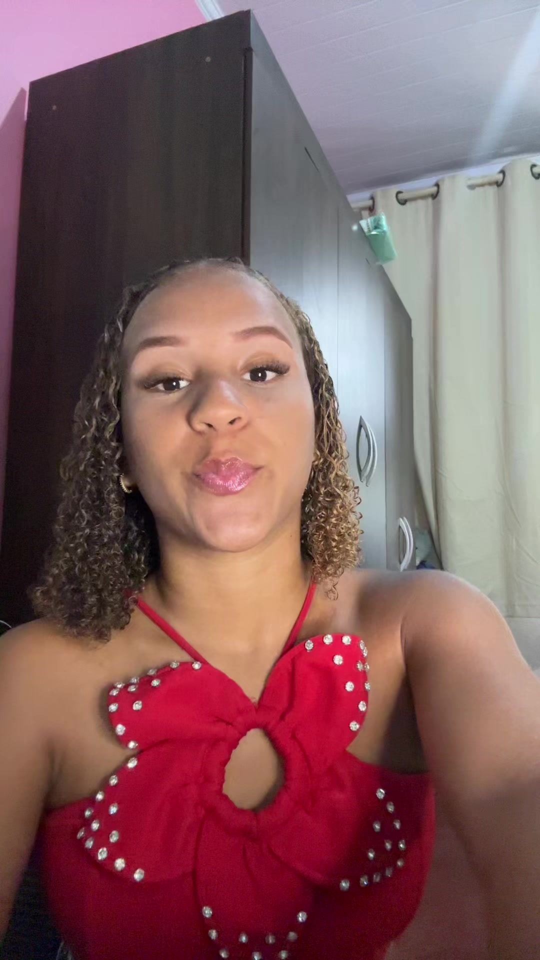 @Isadora🩷