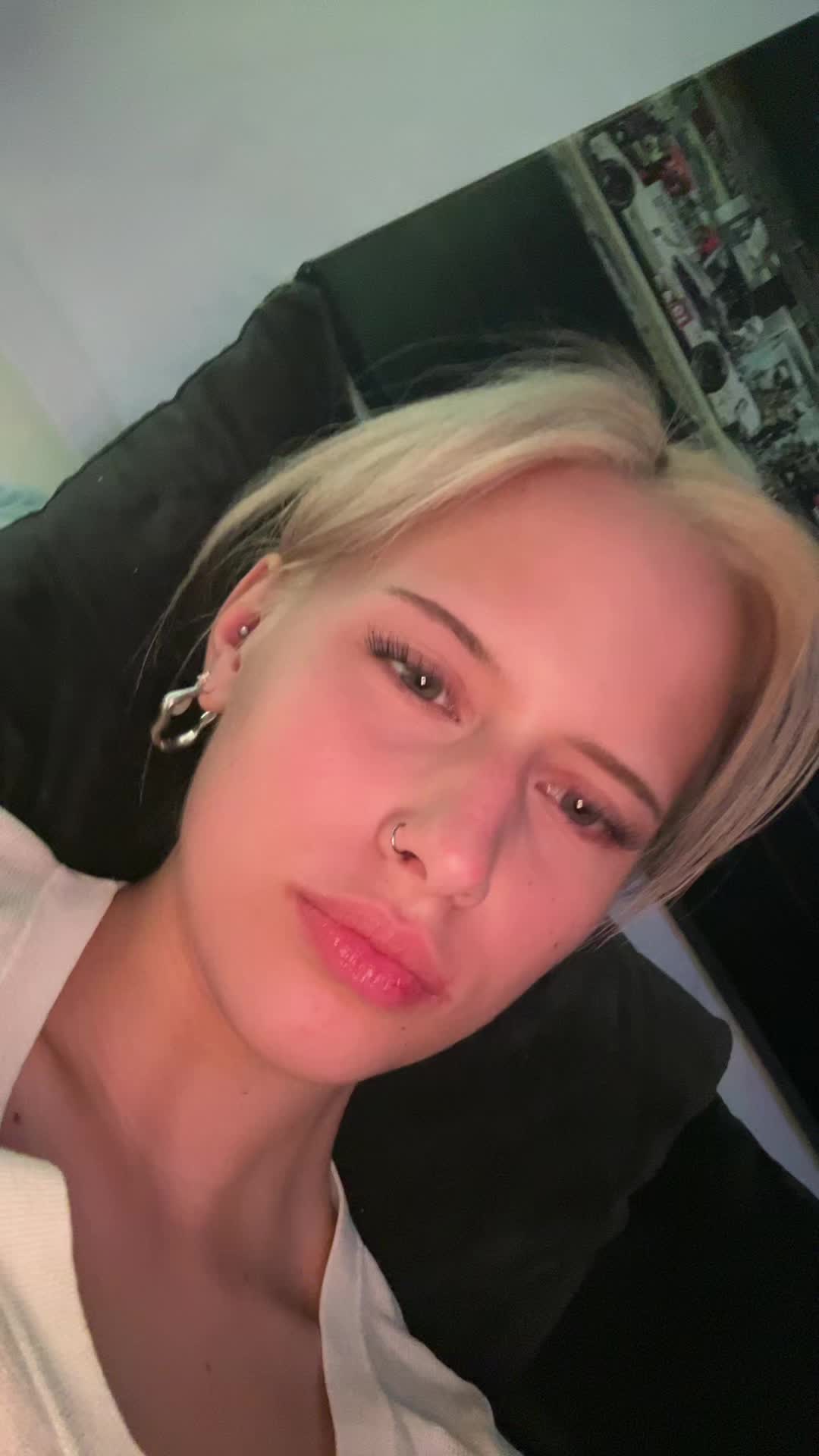 @melinasct