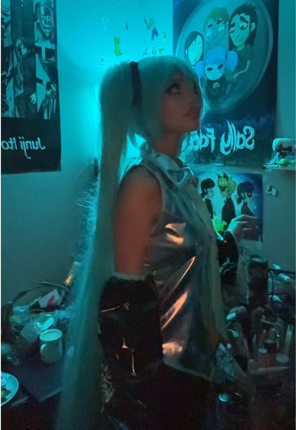 @Ф