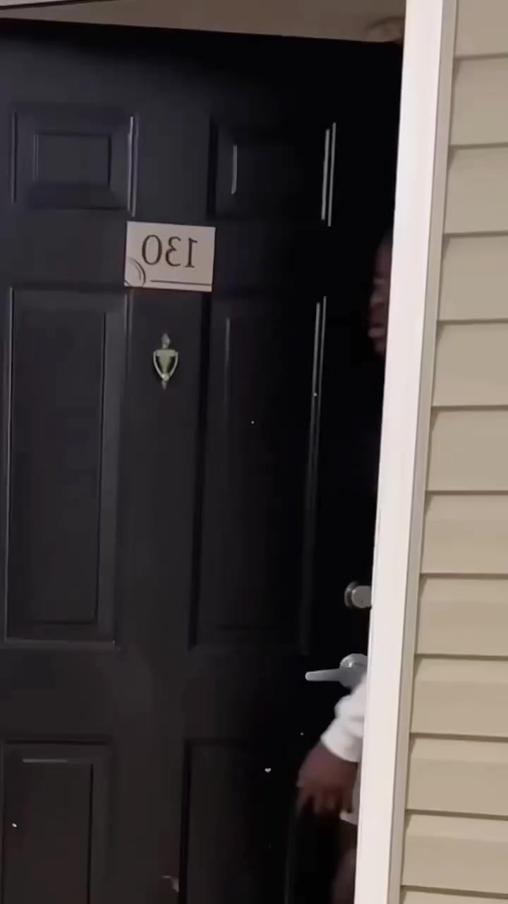 @eyosi,man