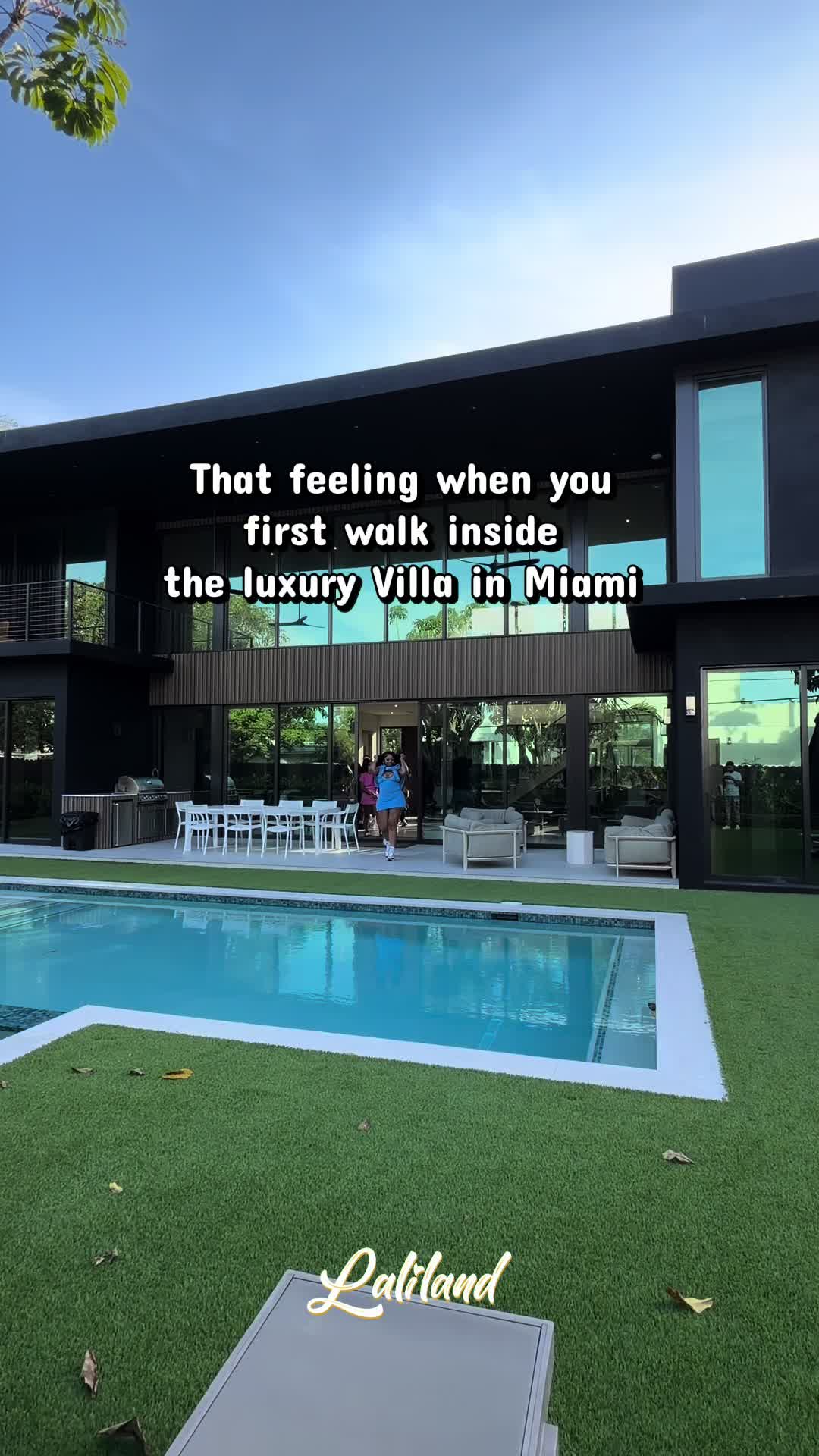 @laliland_miami