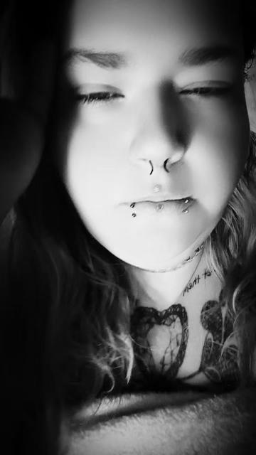 @🐮CₒₛₘᵢcCₒwFₗₒwₑᵣ🌻