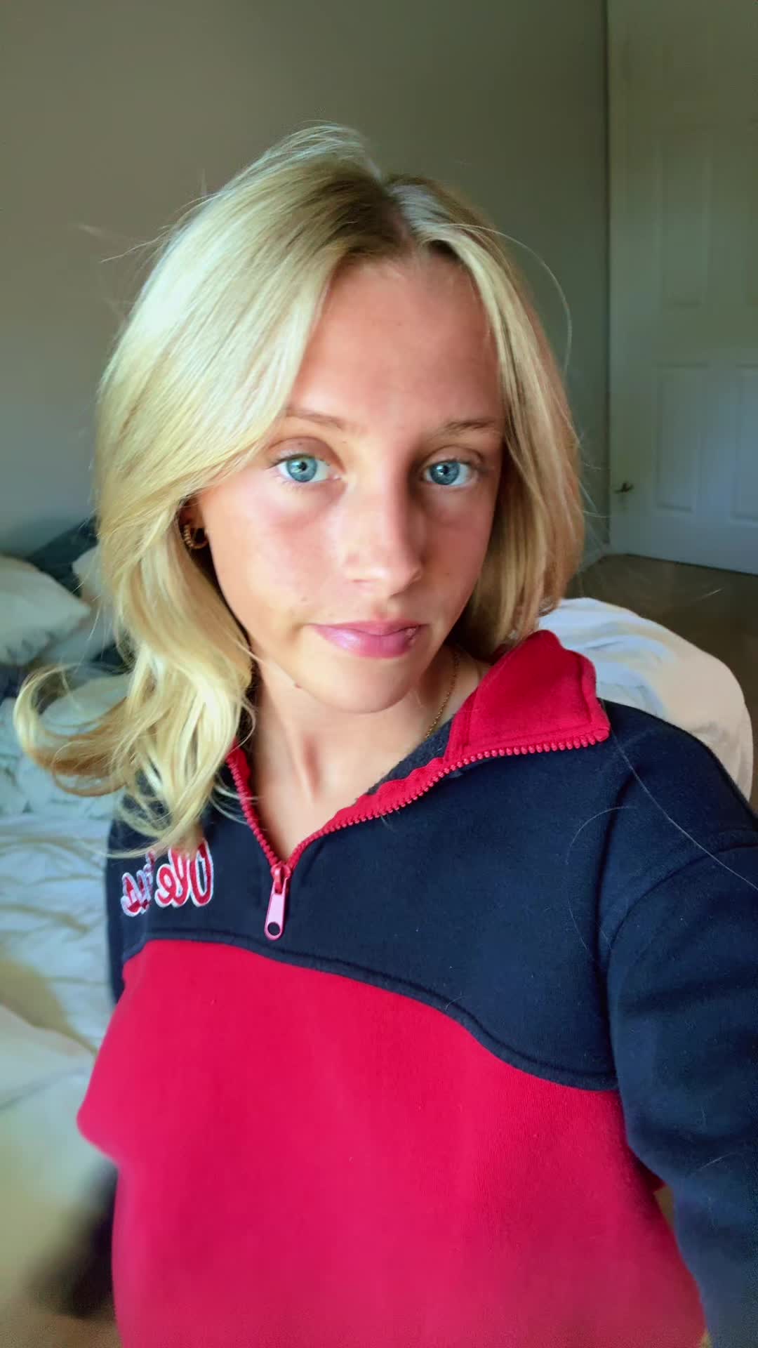 @darcyv08
