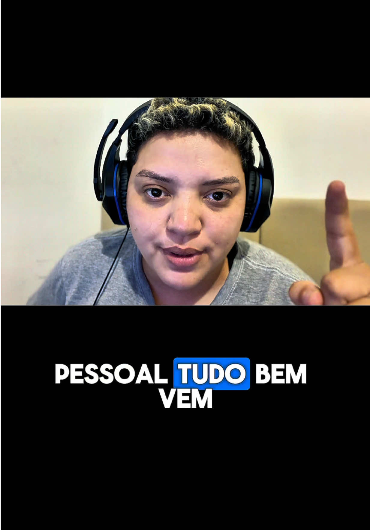 @tainaraaa.11