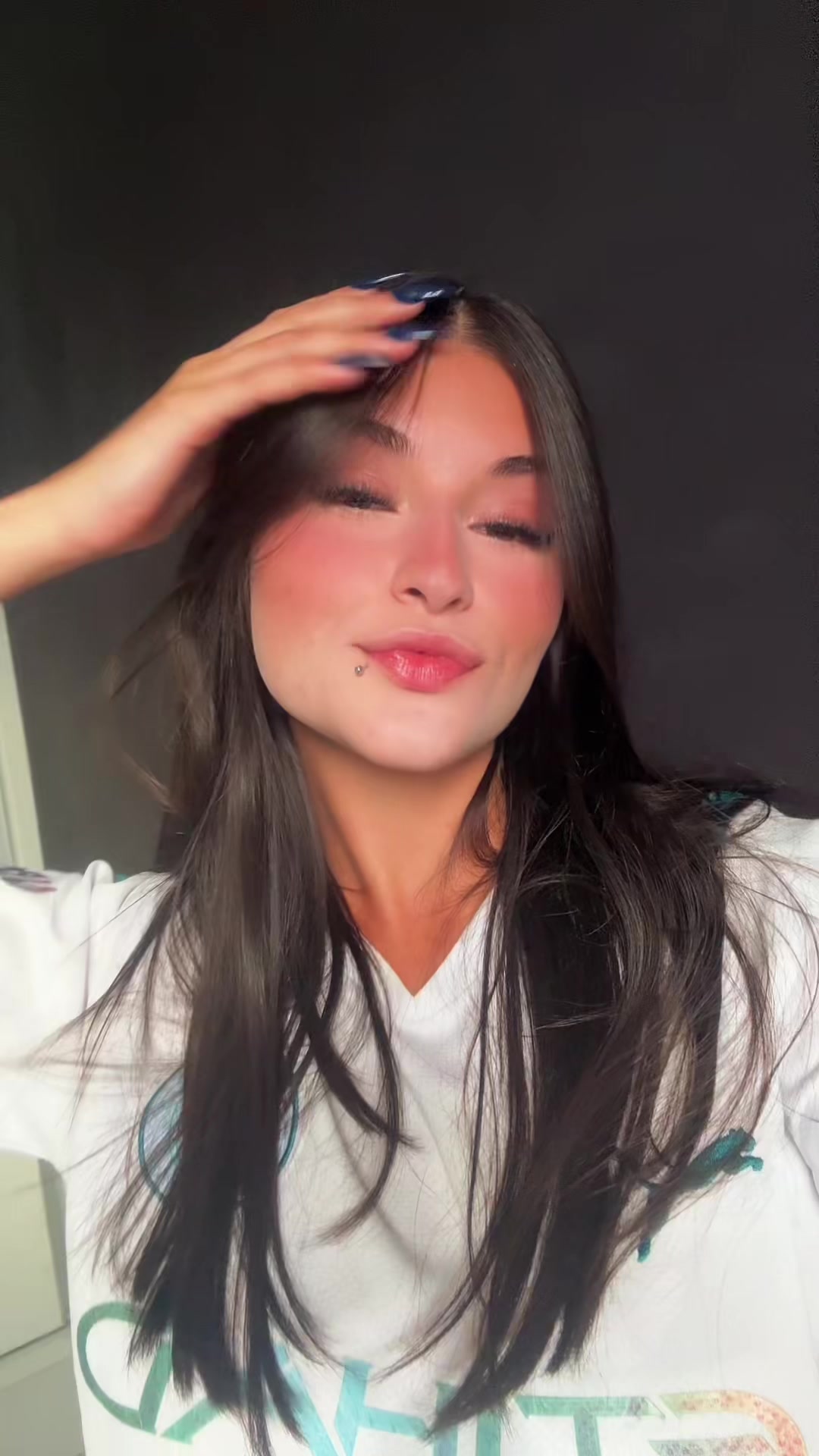 @MARCELLAA