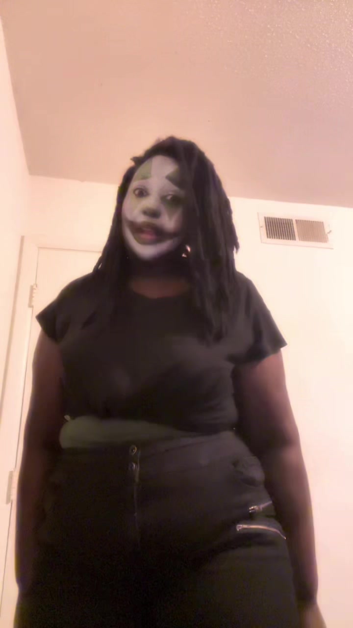 @🖤🐼~ N 0 V A ~ 🐼🖤