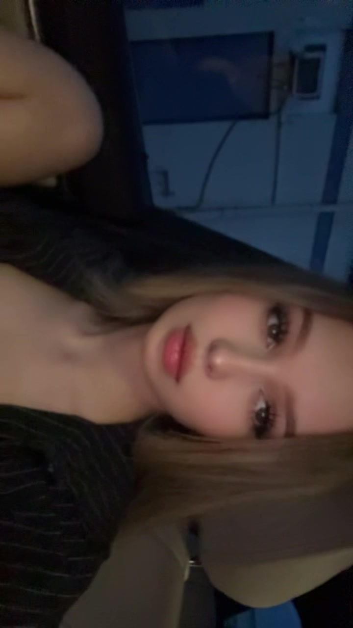 @karina