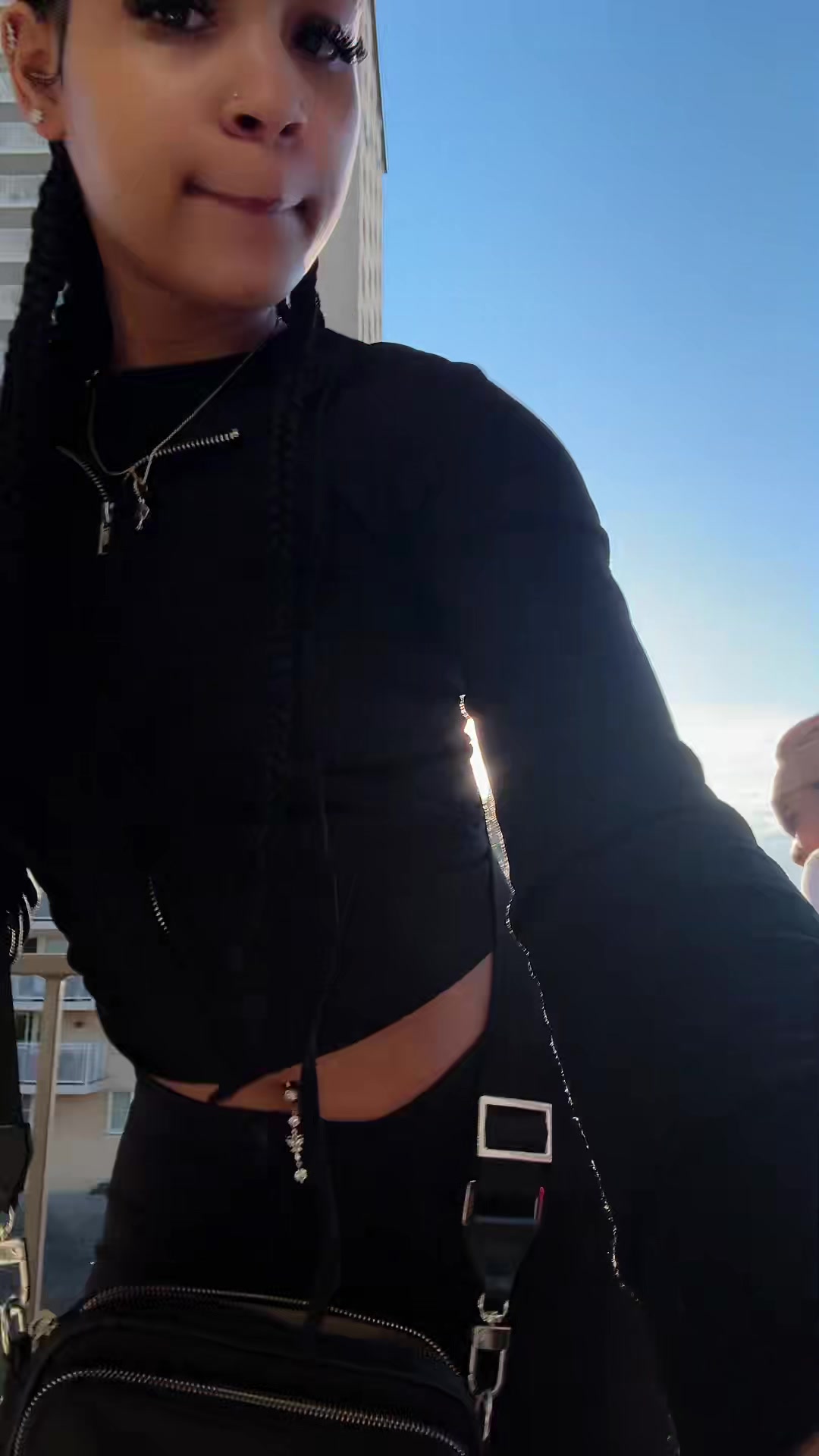 @LizzyB💚