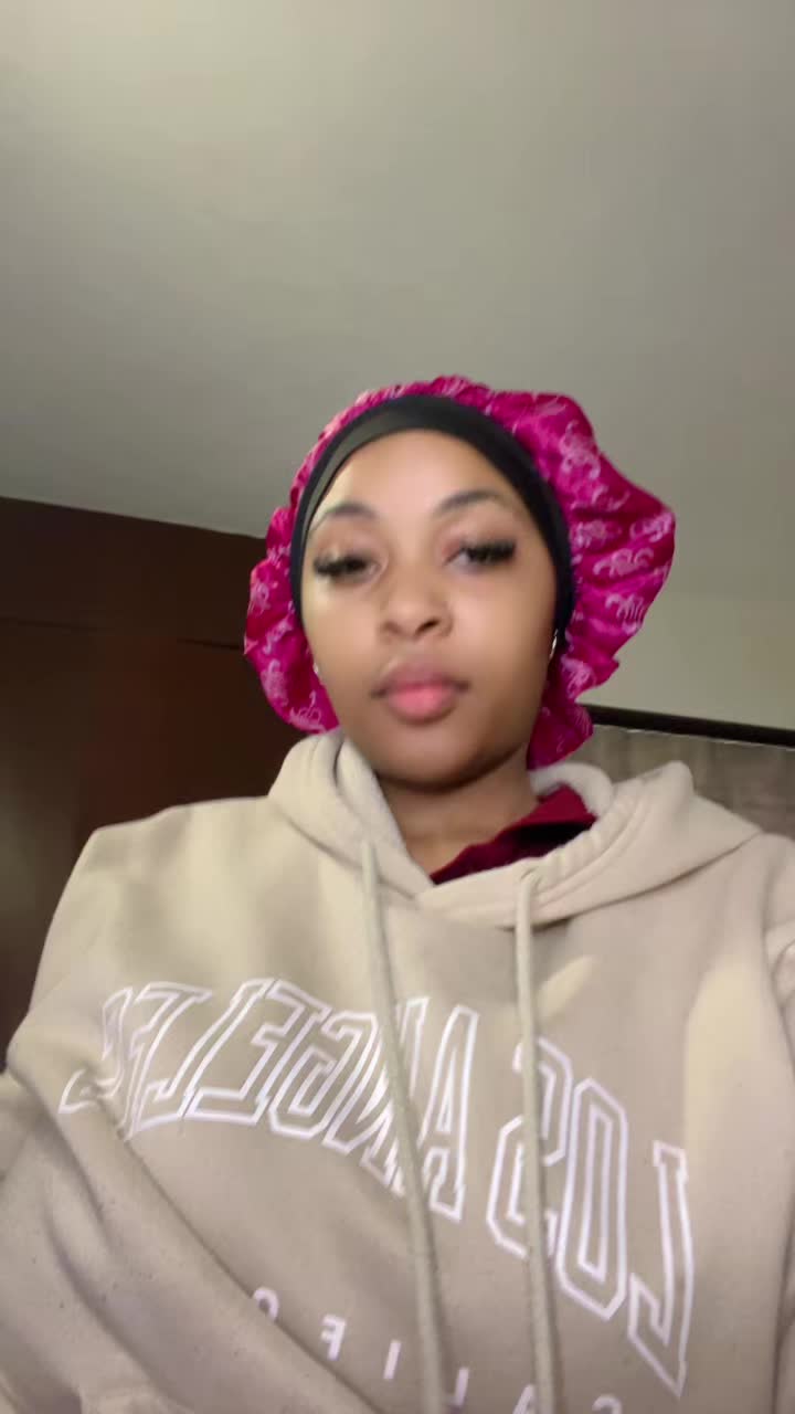 @Queen🌈🎀
