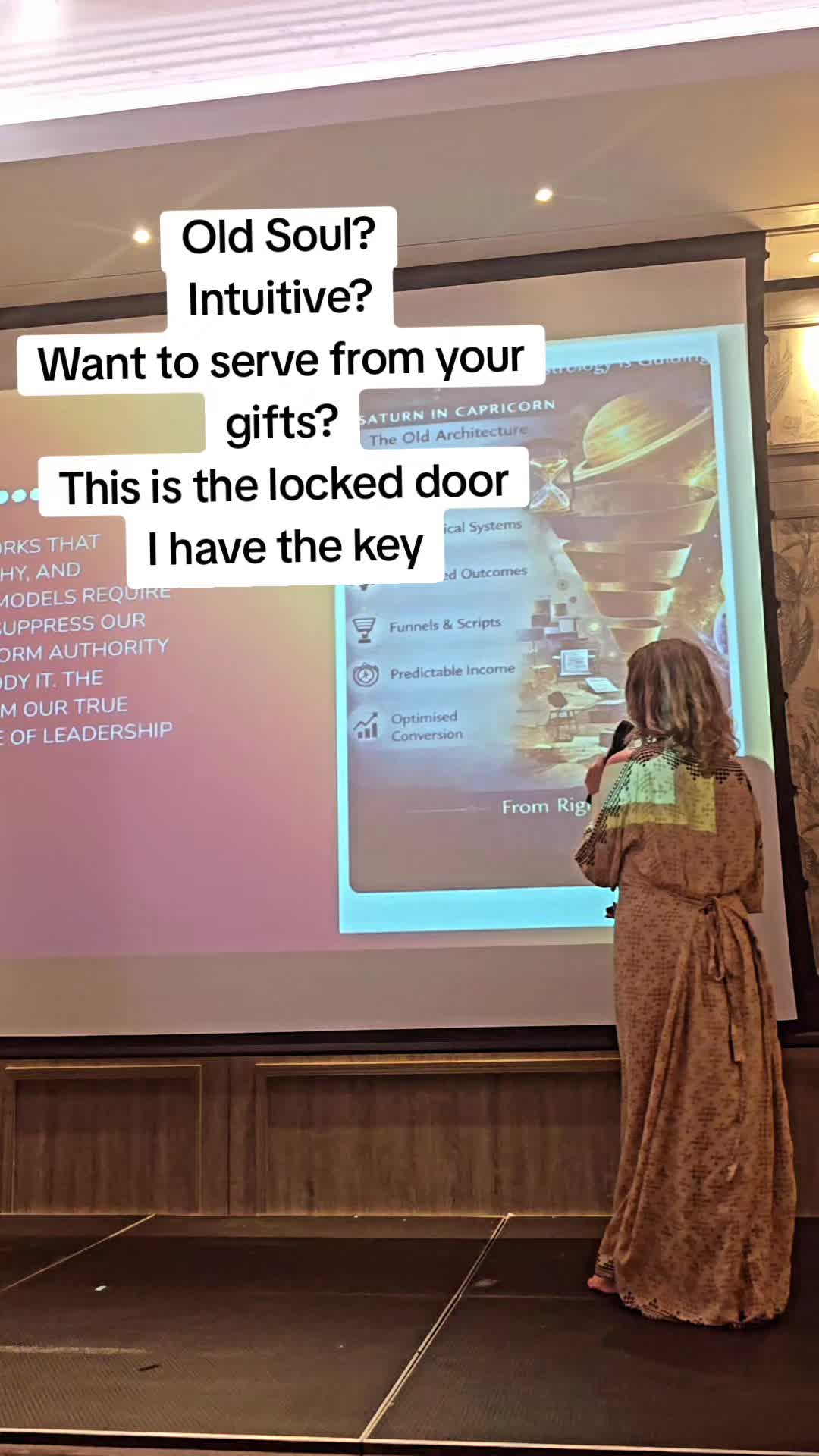 @Gillkirkham.com