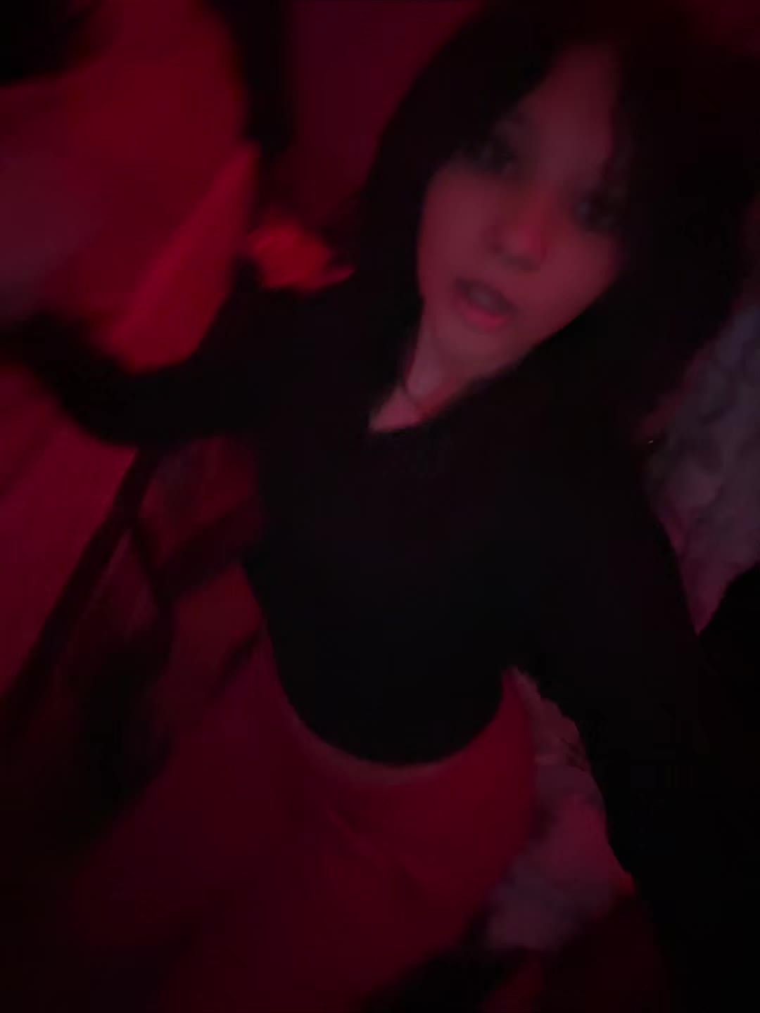 @𖣂