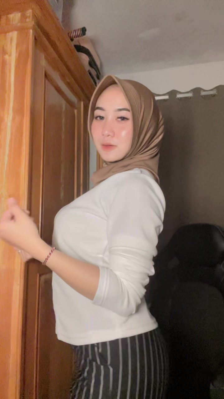 @momon 2