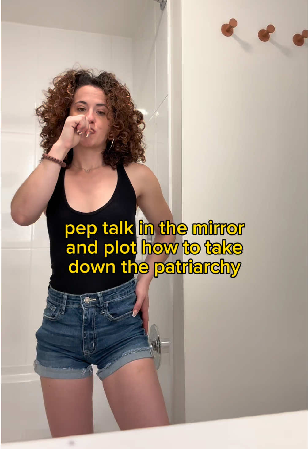 @Tiny Girl Big Show