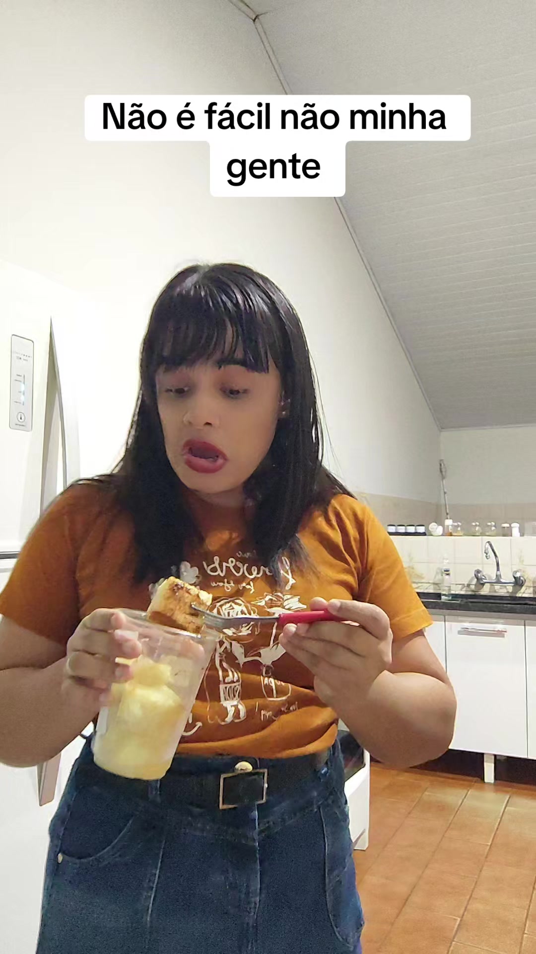 @La&iacute;s Roberta