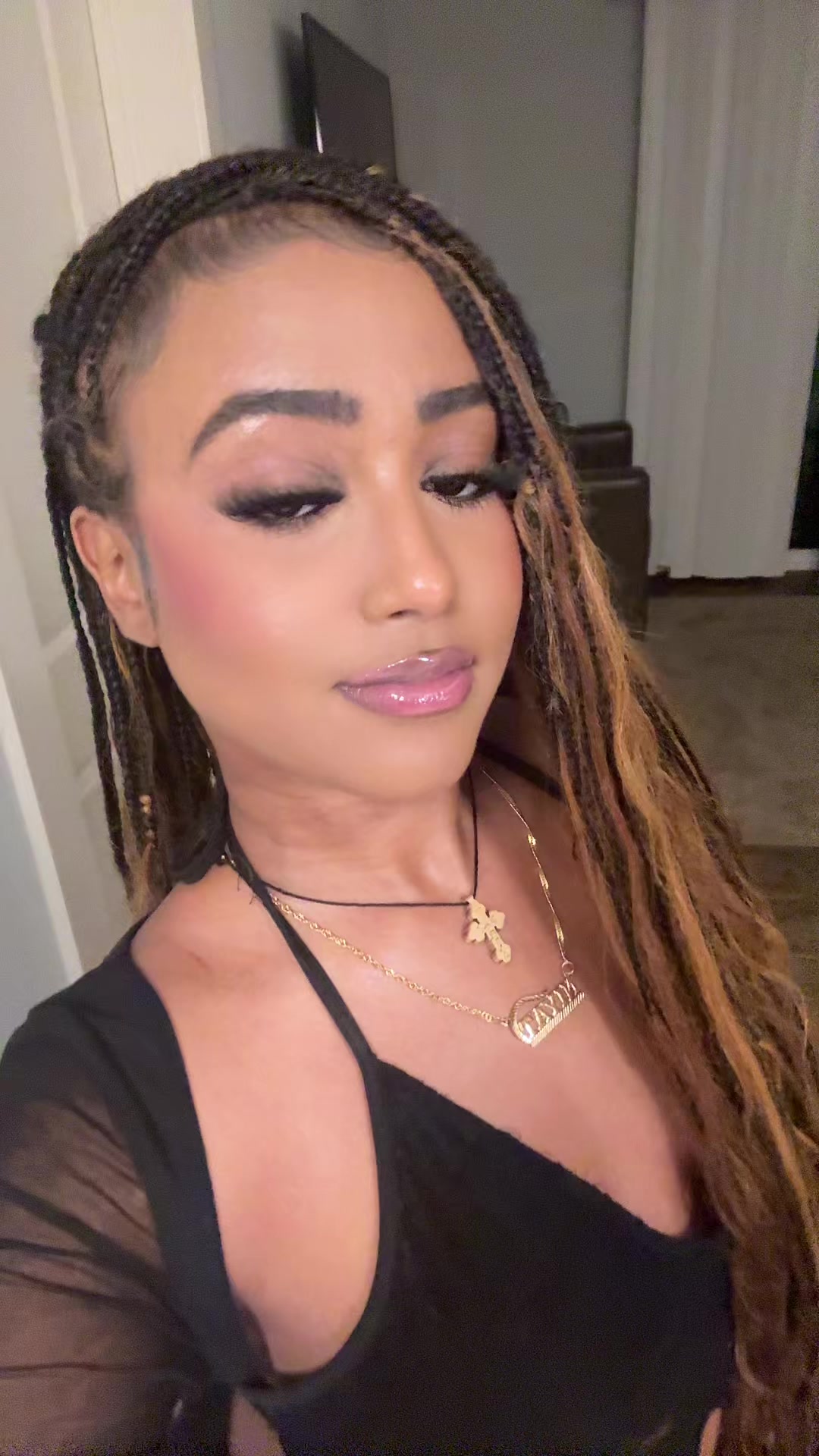 @niyatey