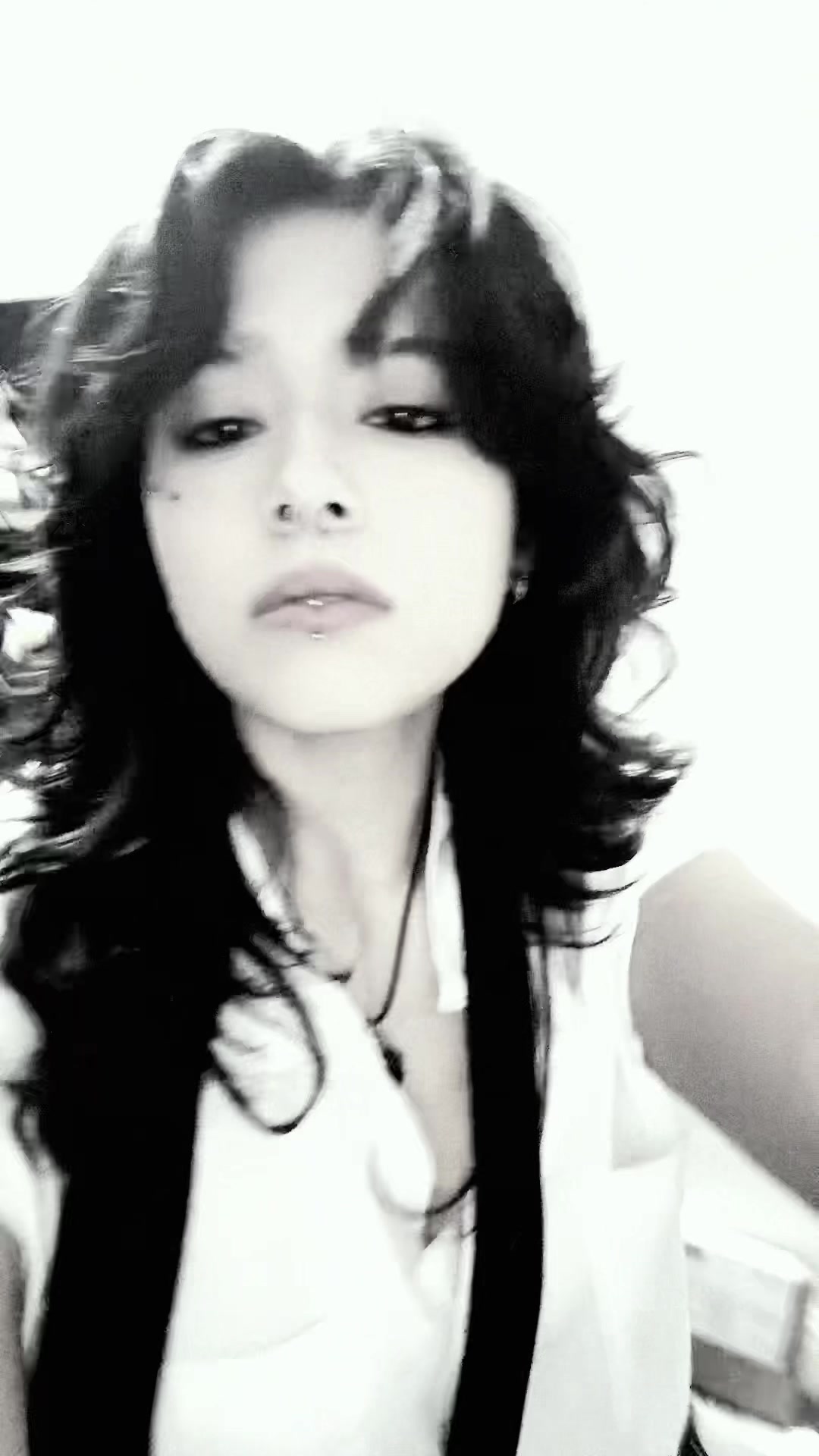 @￶ ￶
