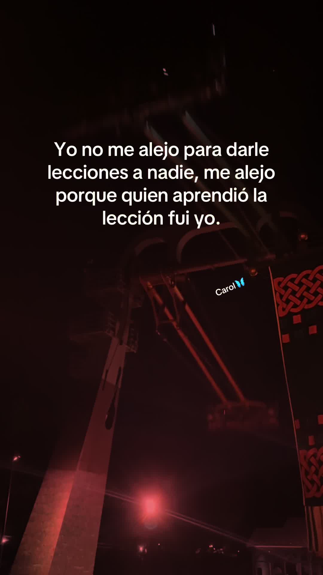 @CAROL🦋