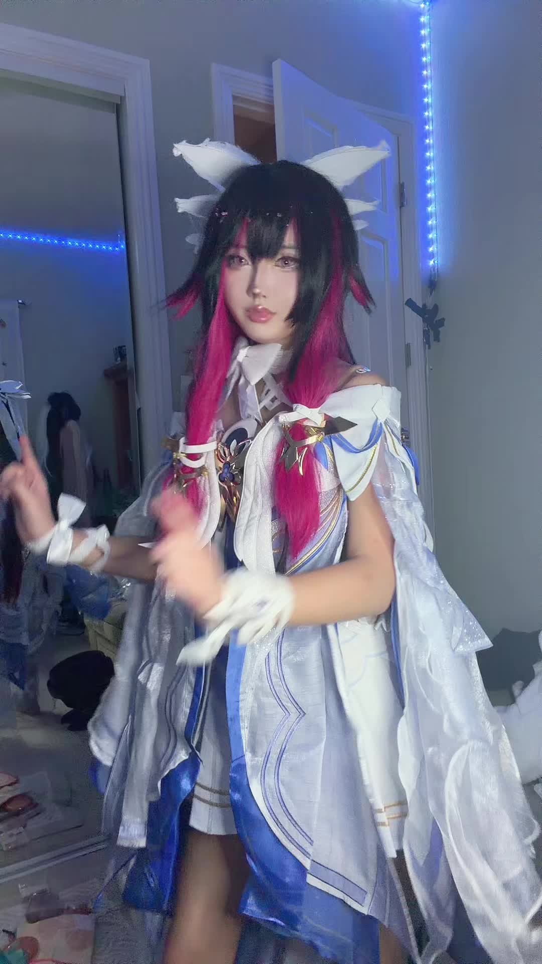 @lux