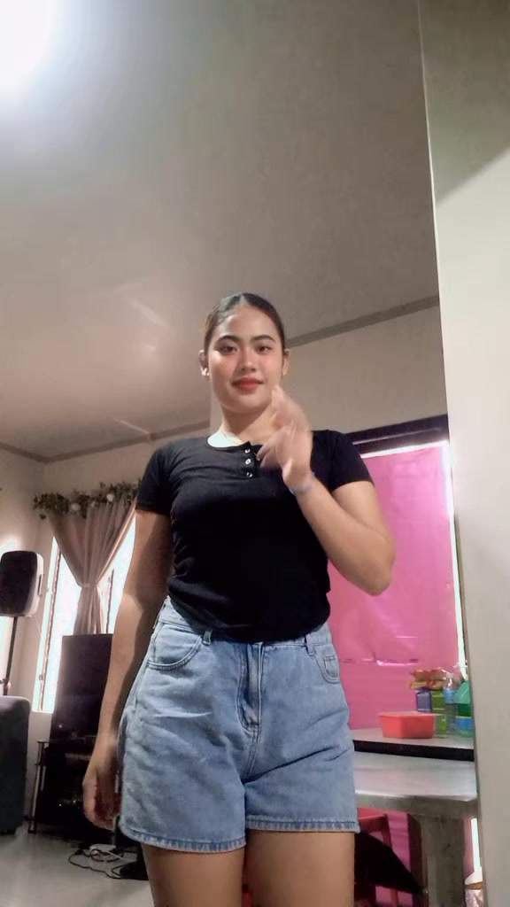 @Lj18