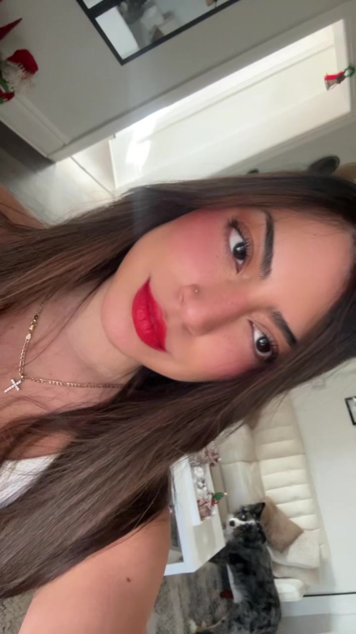 @Valentina