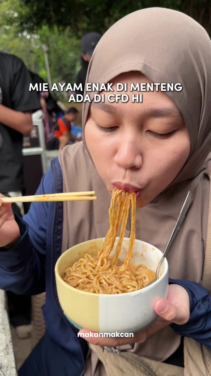 @makanmakcan 🍖🍲✈️