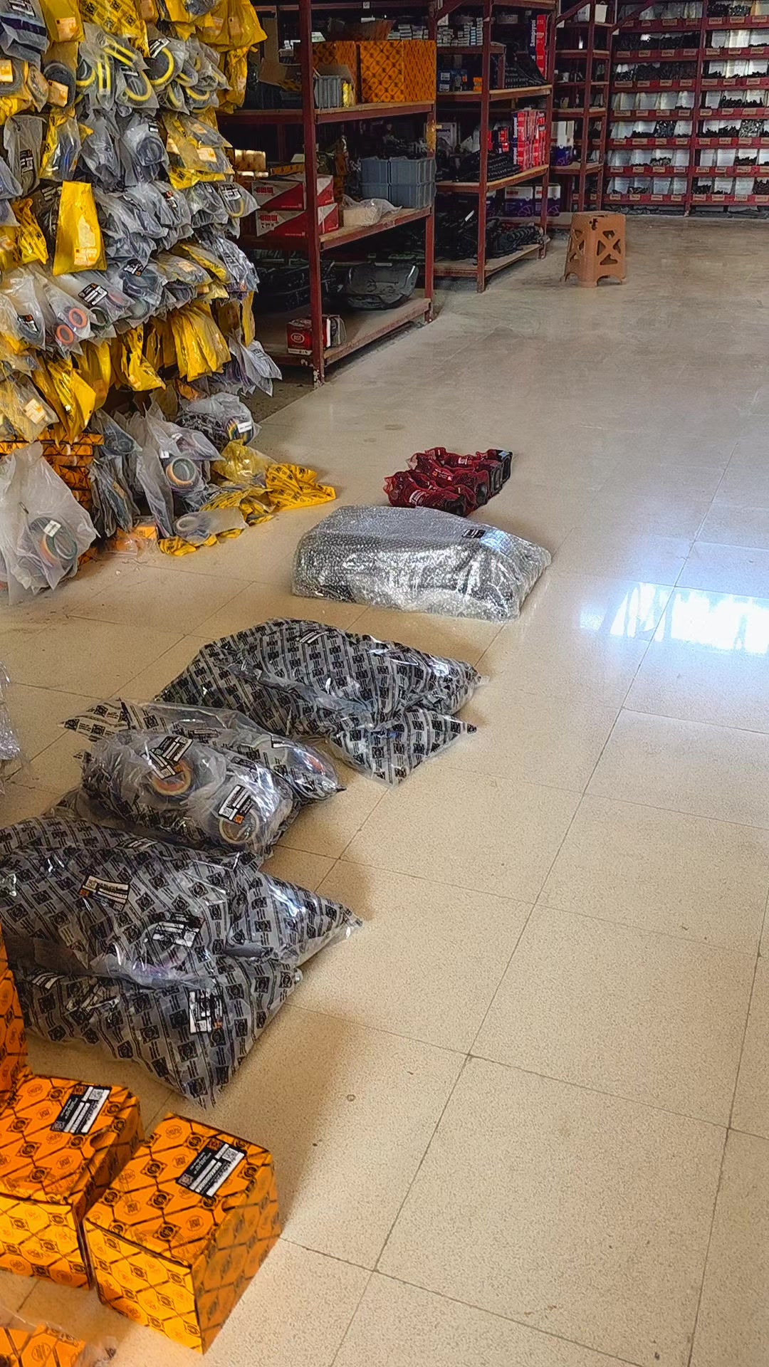 @Ne geçmiş ne gelecek