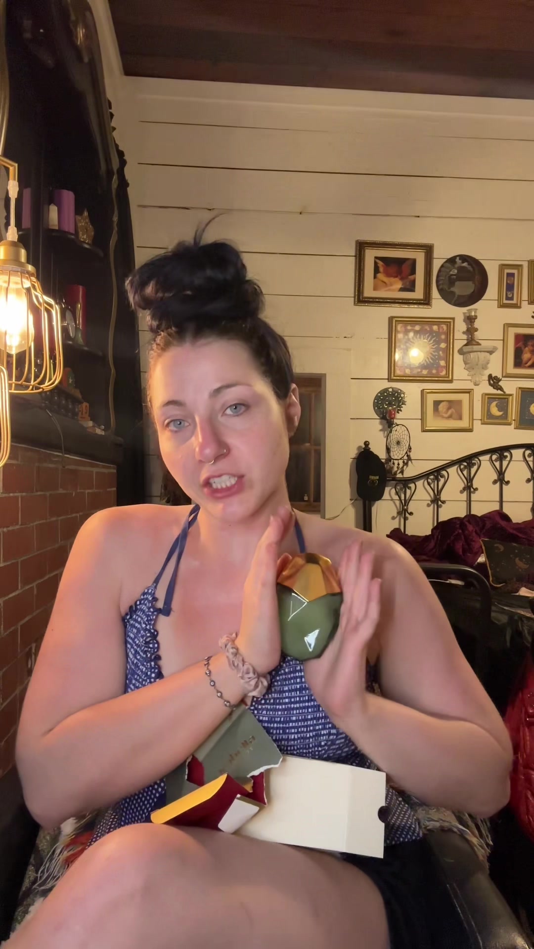@ashlynn