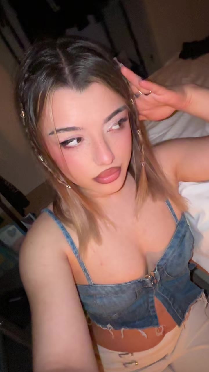 @11jolynee