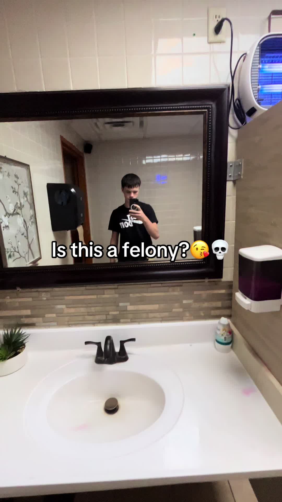 @NoTLyZRicsAnyMore