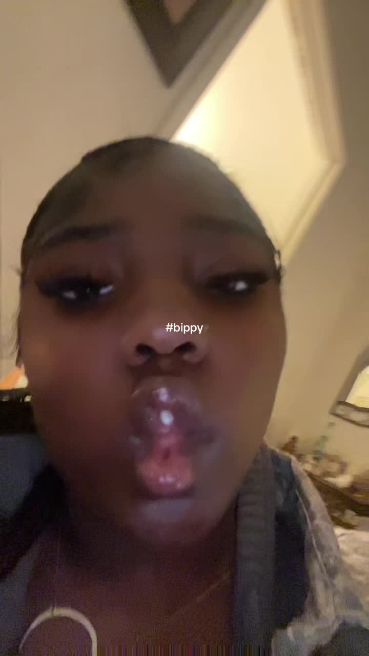 @cutedarkskin0512