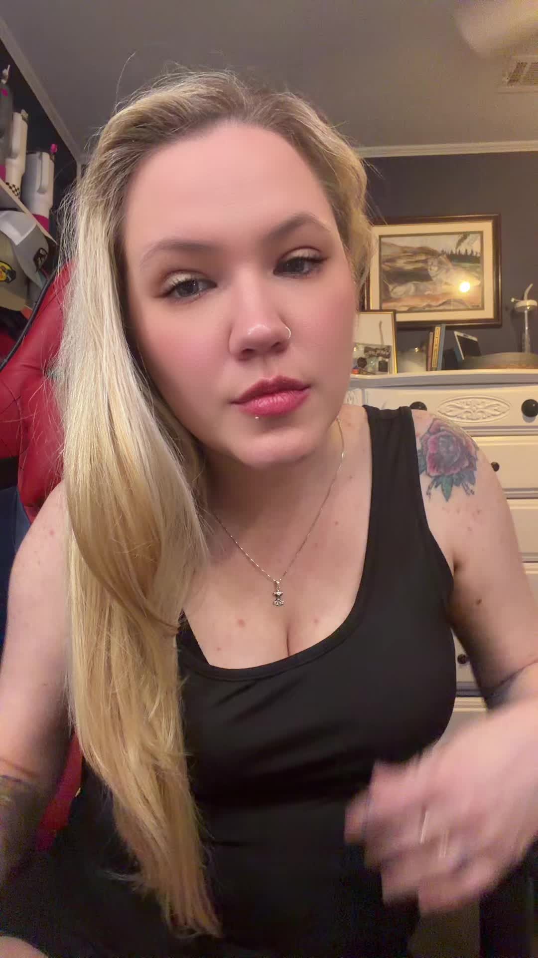 @𝓛𝓲𝓵 𝓑𝓲𝓽🌻