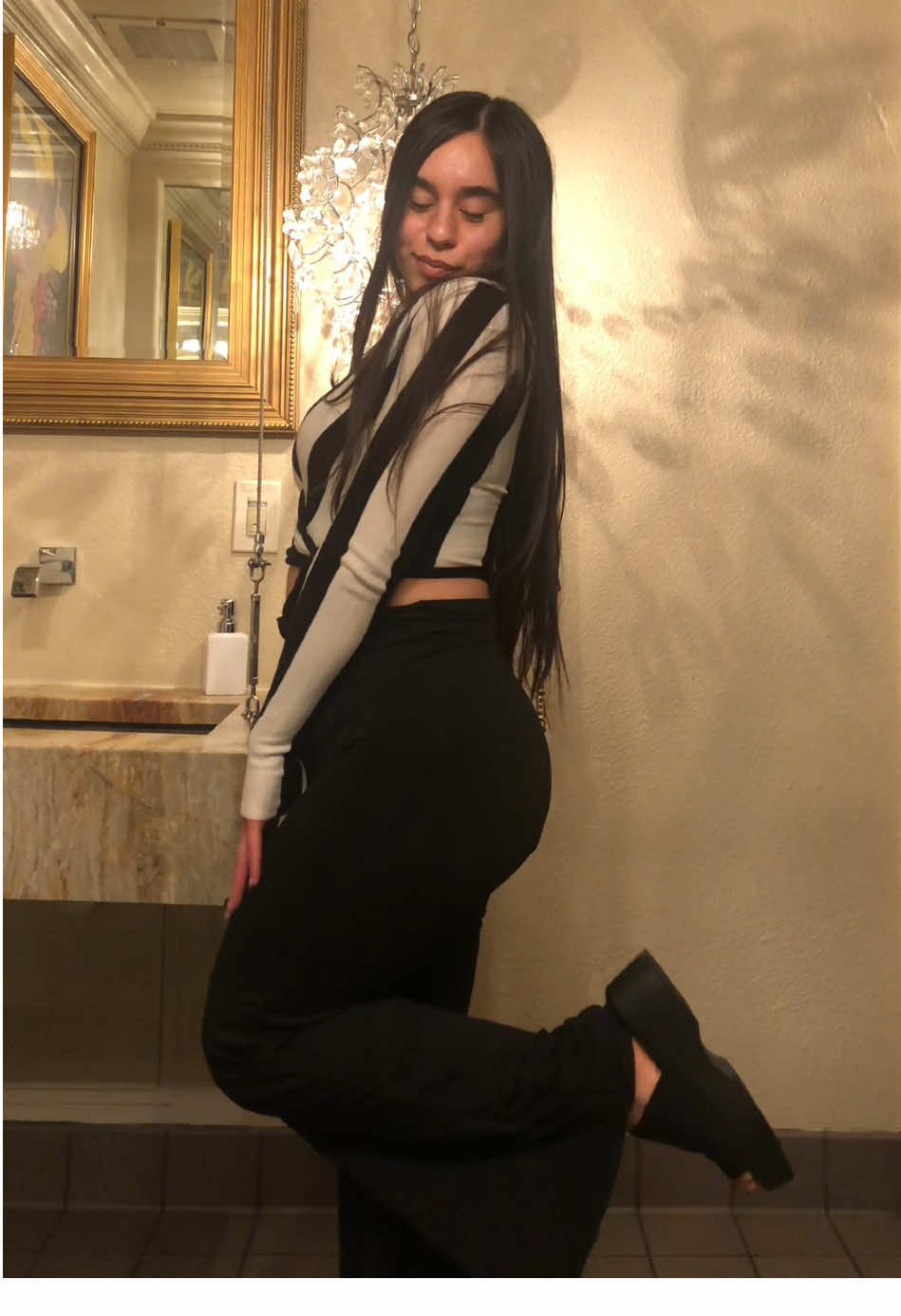 @Chinitaxoxo18