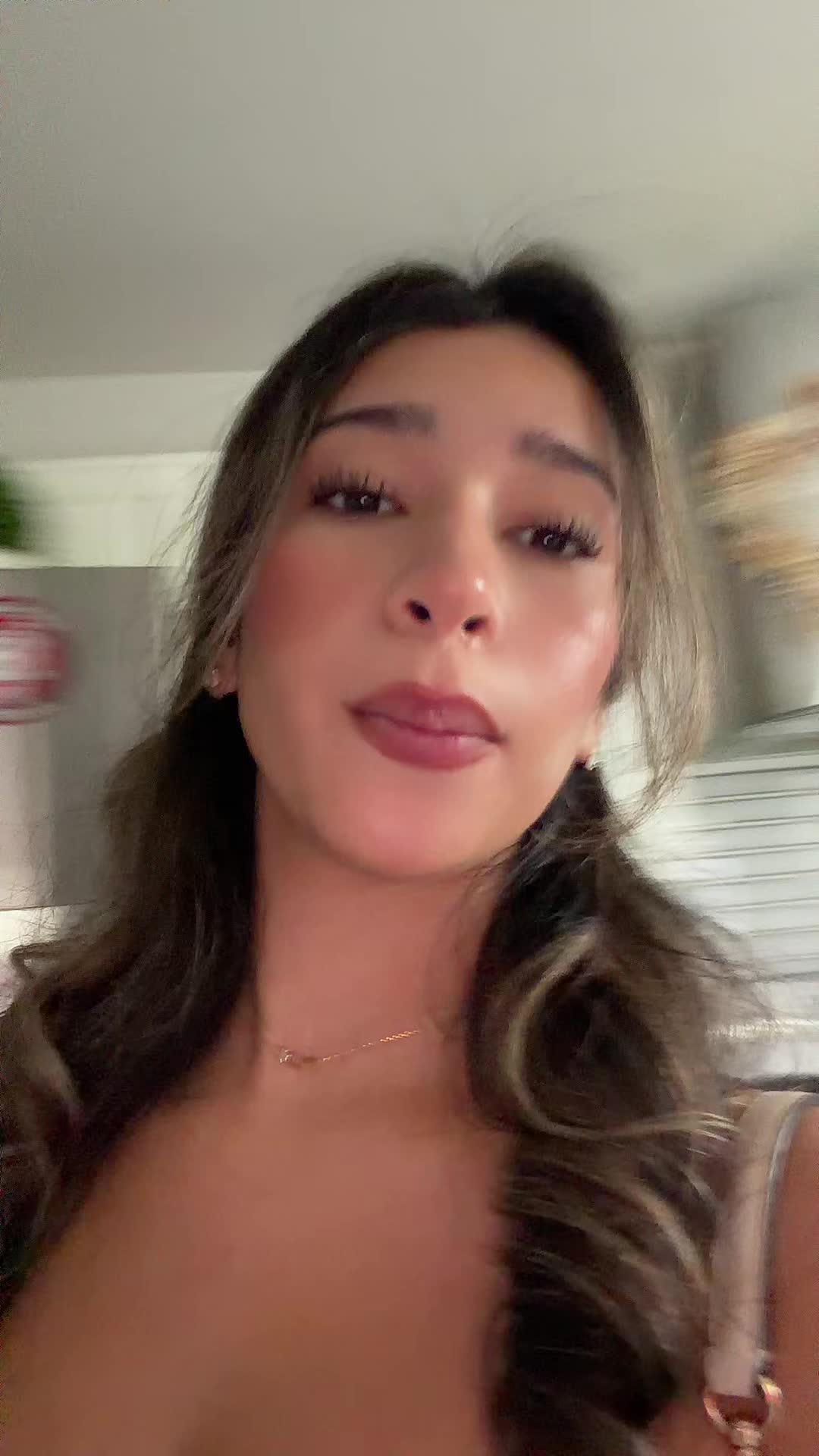 @Feryi Alexandra