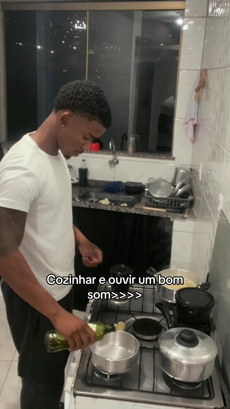 @Enit&ecirc;🩸