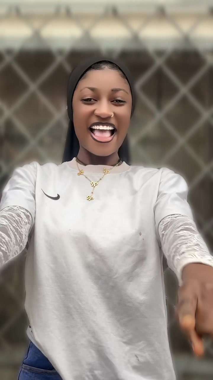 @A&iuml;cha 🇳🇬🇳🇬🇳🇬🇨🇬🇨🇬