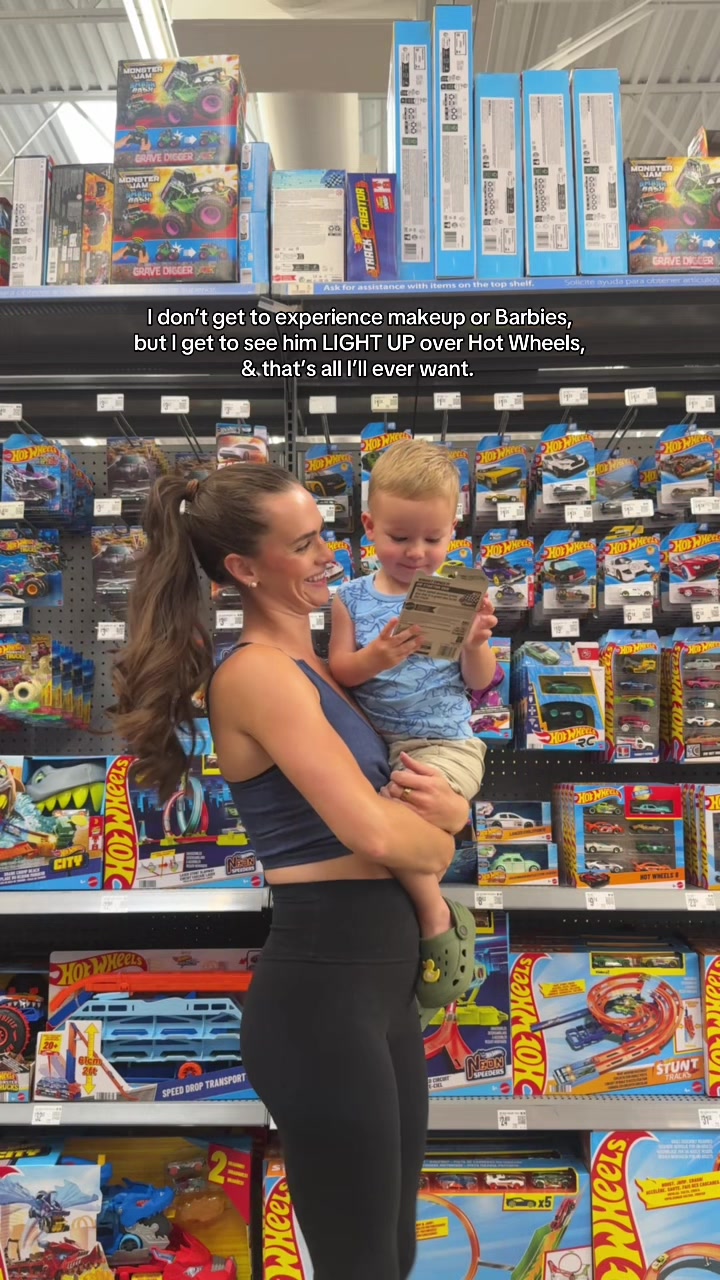 @Sarah Banks | Motherhood