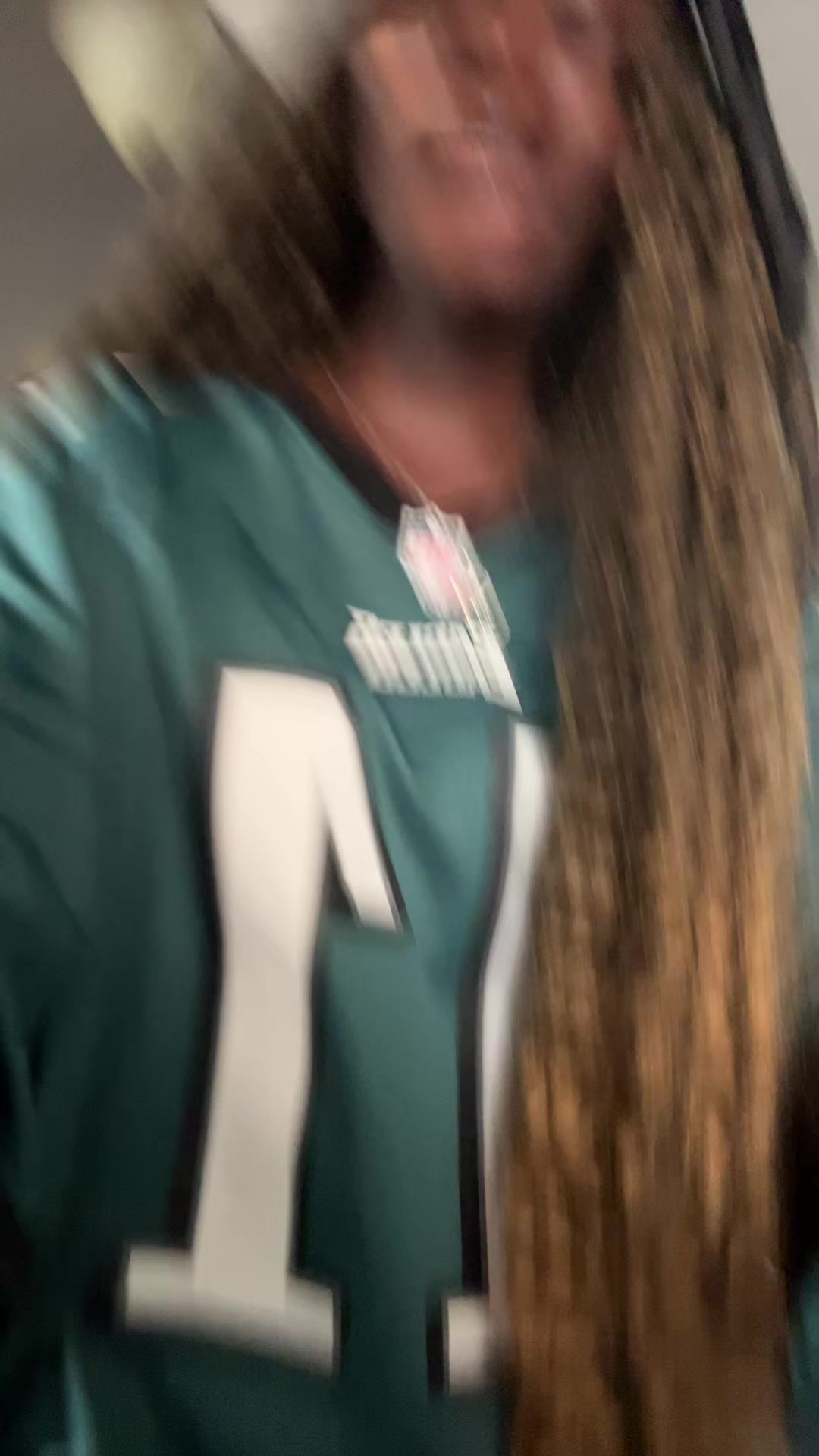 @whosshiyannah