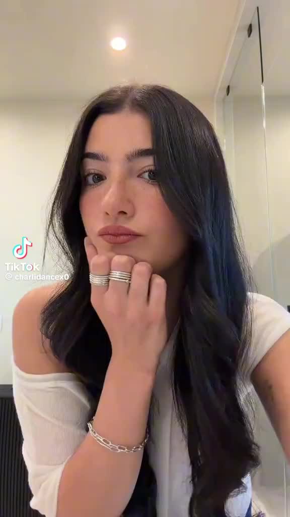 @amg173867