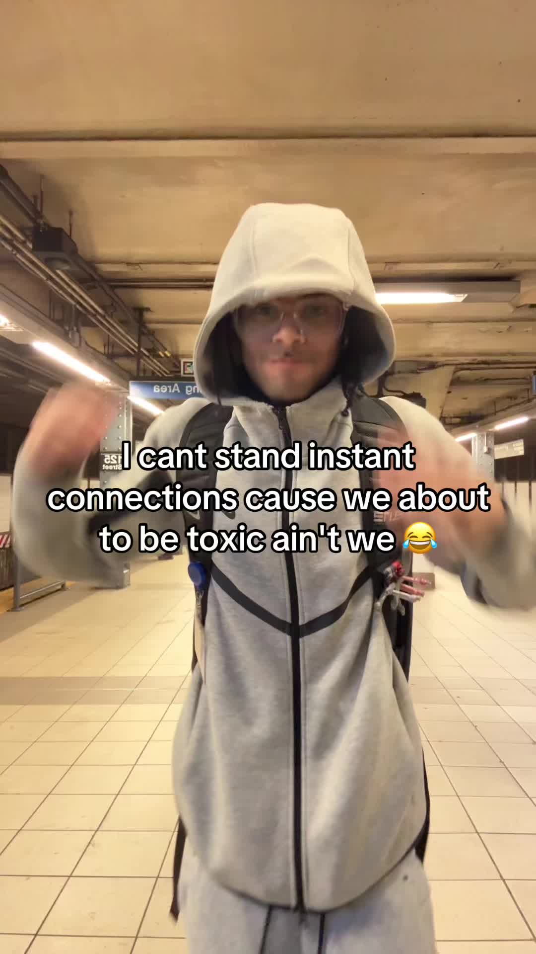 @derekyb