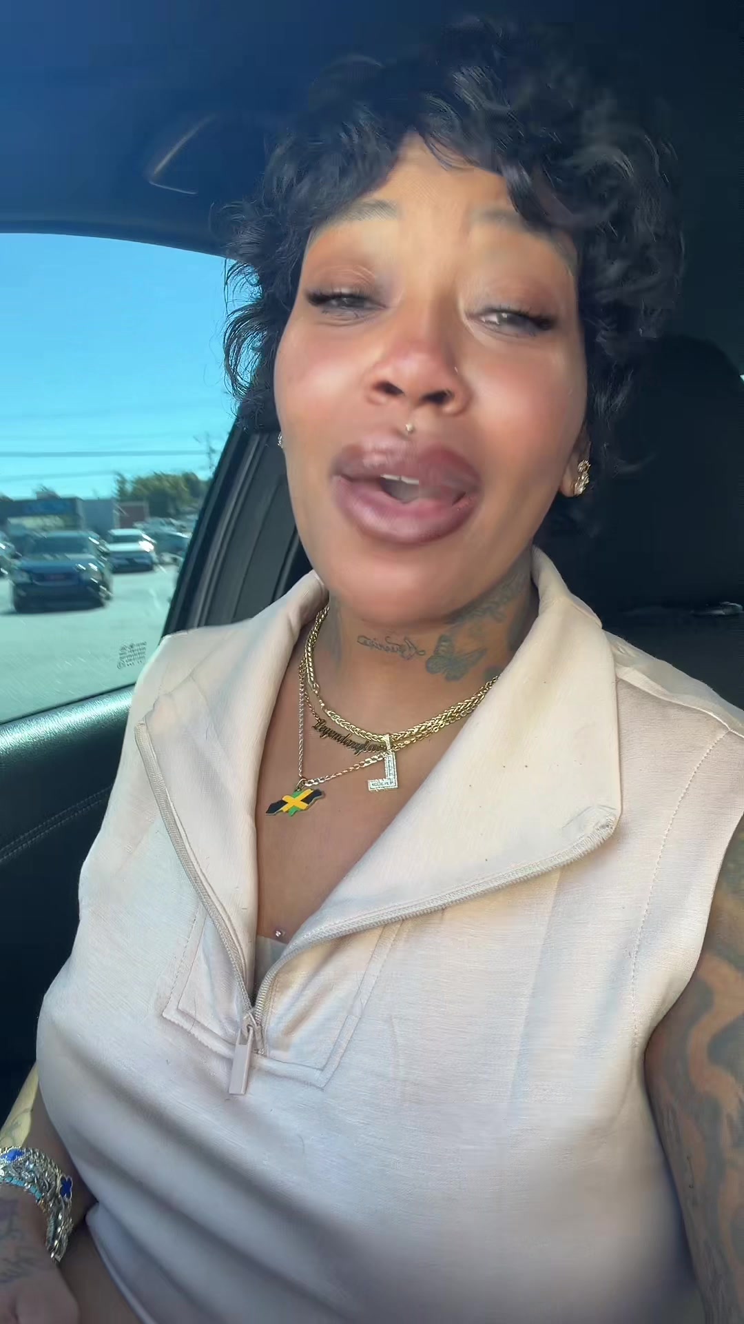 @Legendarylavv