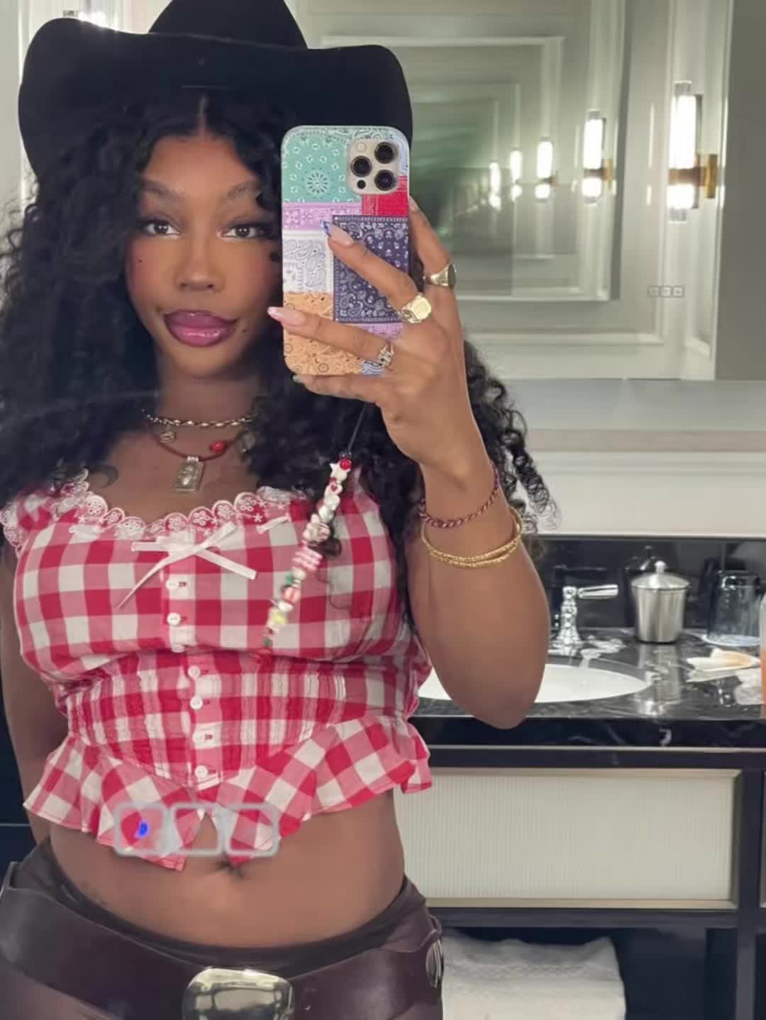 @I love SZA🐞