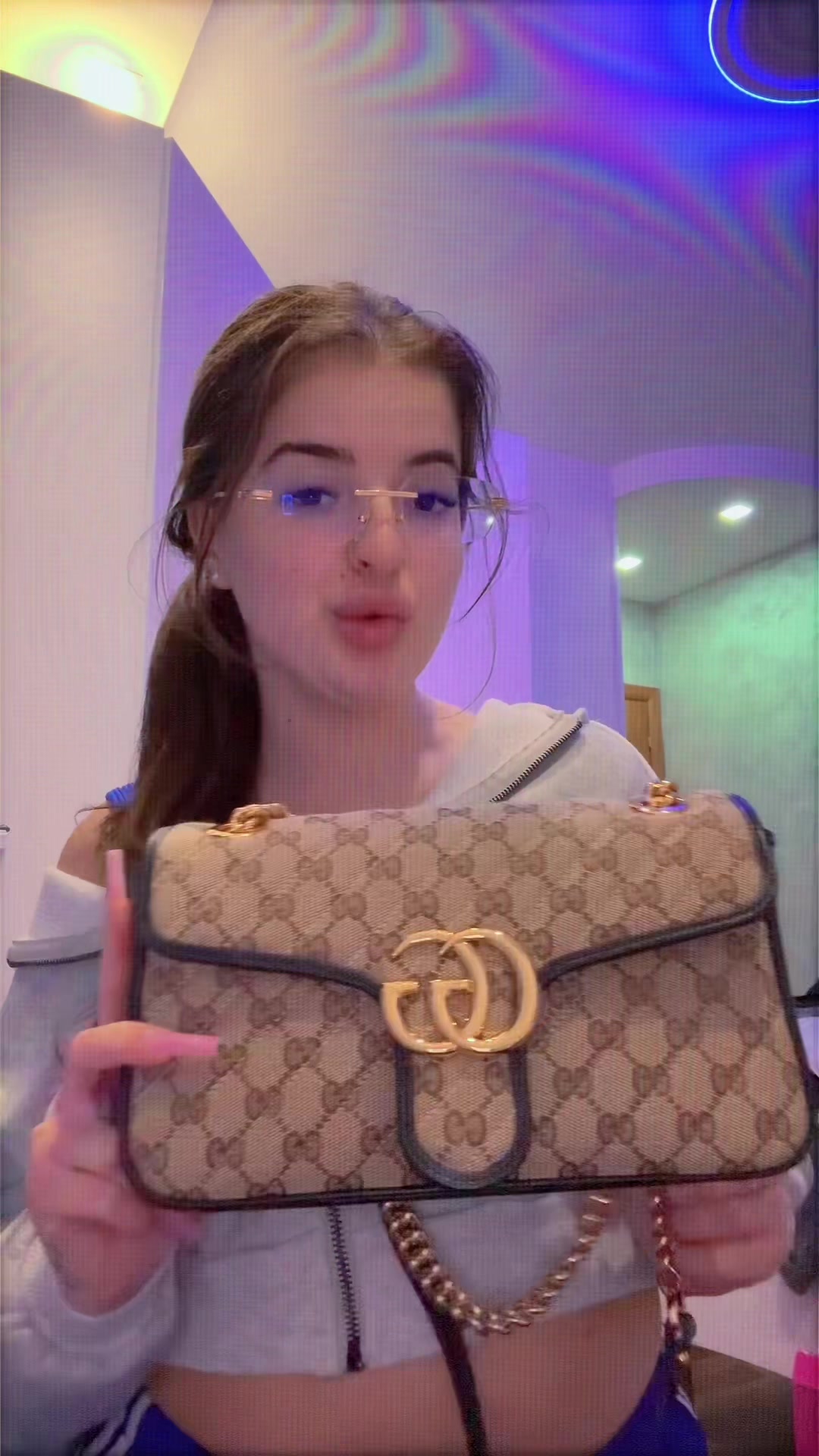 @carsanaaaa