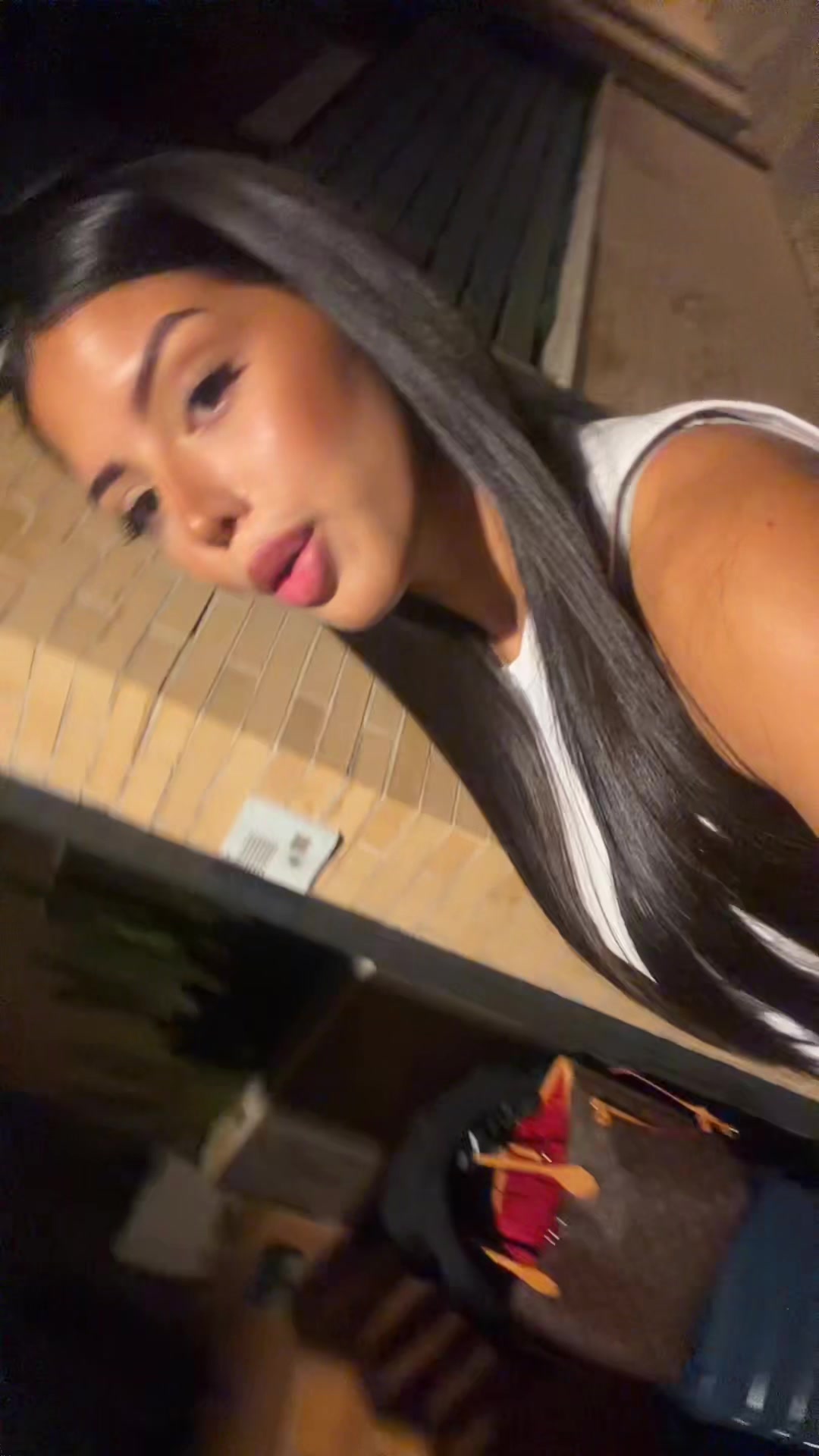 @Ari Zoppi