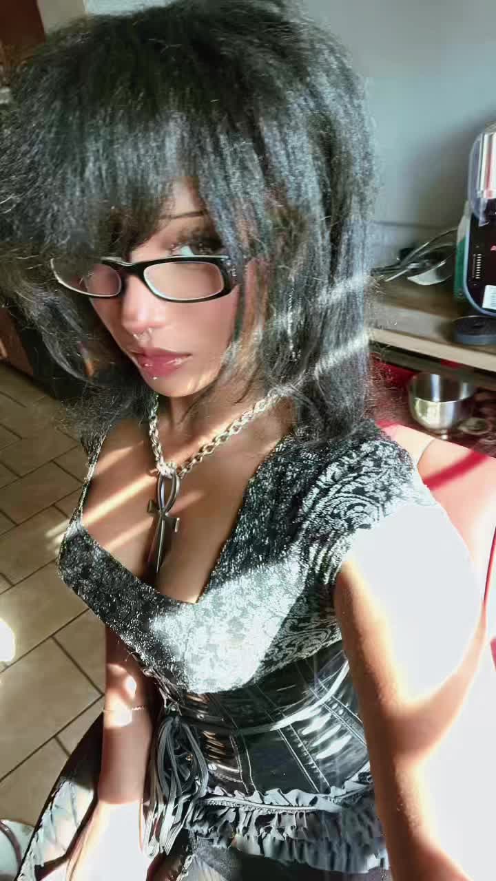 @Lavii🐾