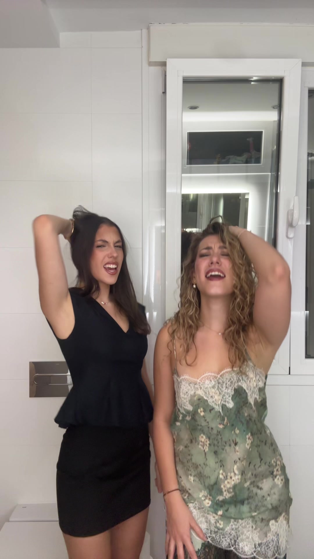 @meriivallss