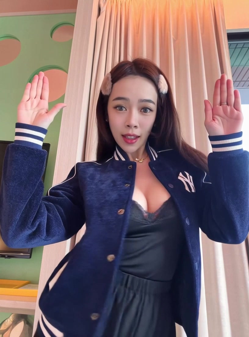 @哇佩佩