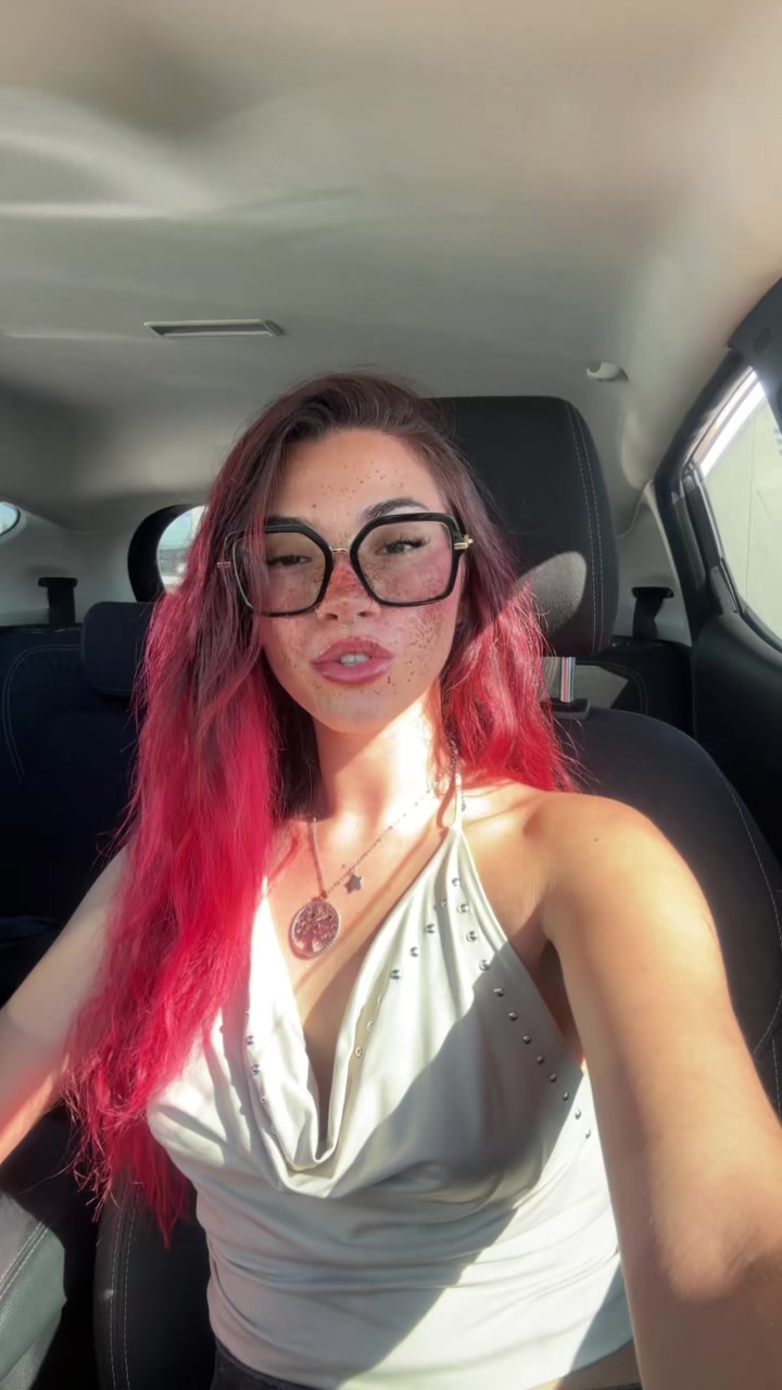 @Just_Me๐
