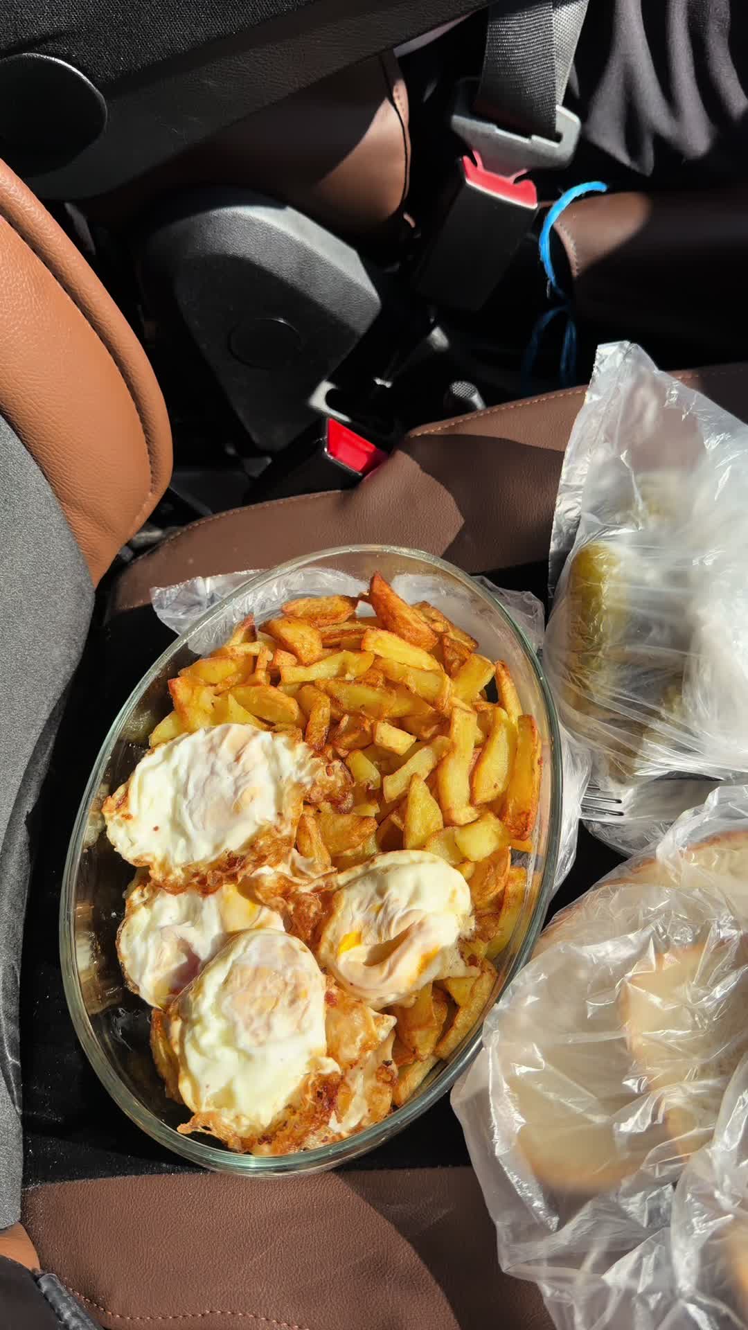 @Alexandra Cotruș