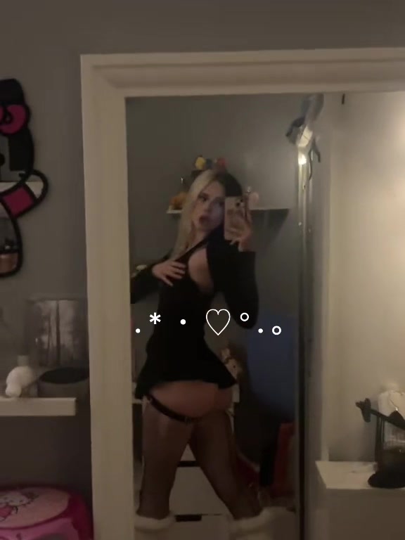 @<3